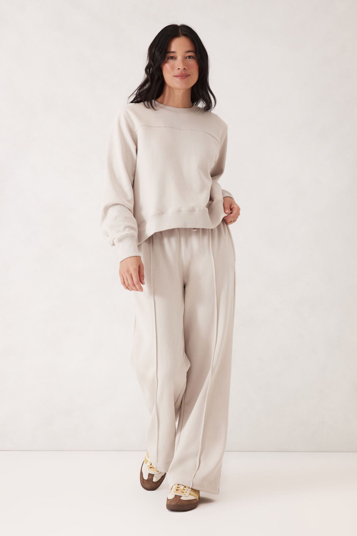 Ceres Life Seamed Fleece Top in Almond