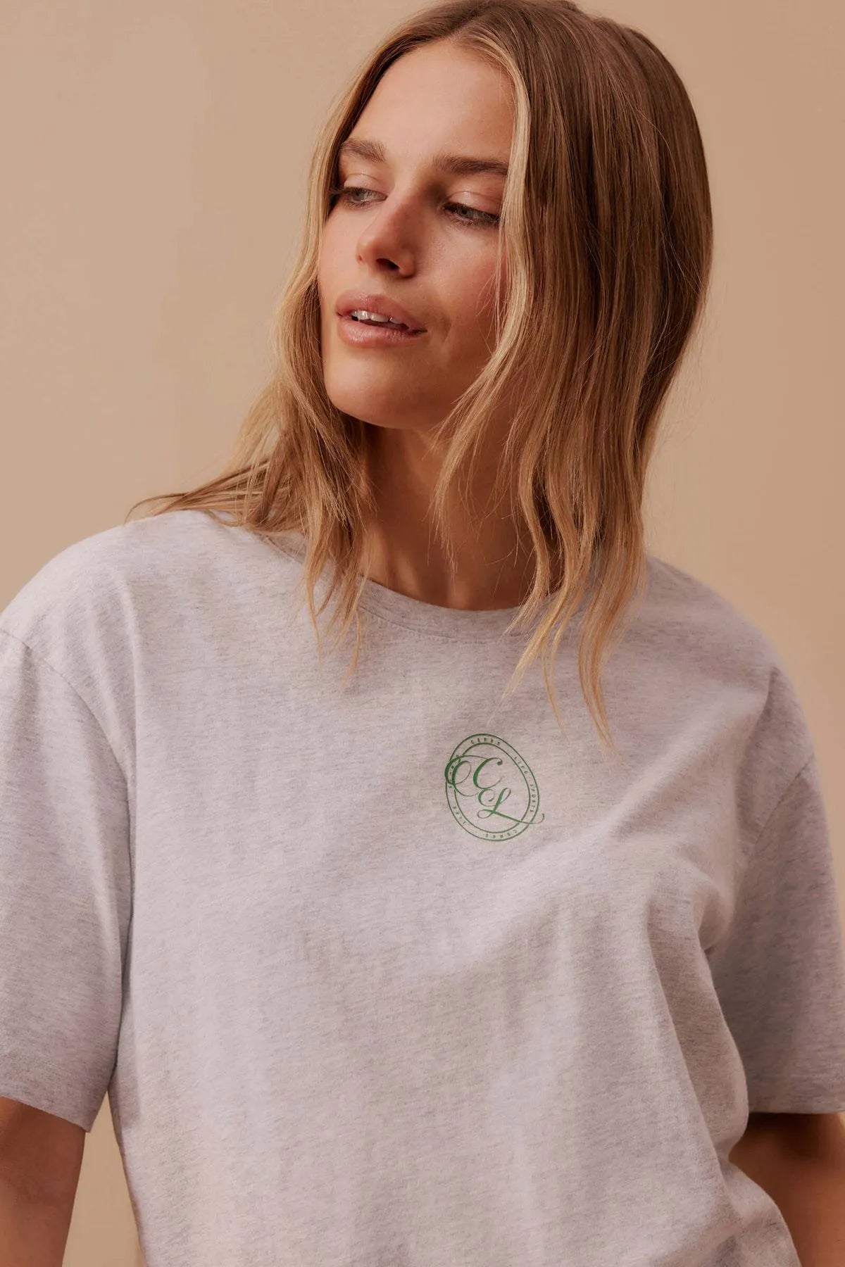 CERES LIFE STEVIE SLOUCHY TEE/CLOUD MARLE/CL CREST PRINT