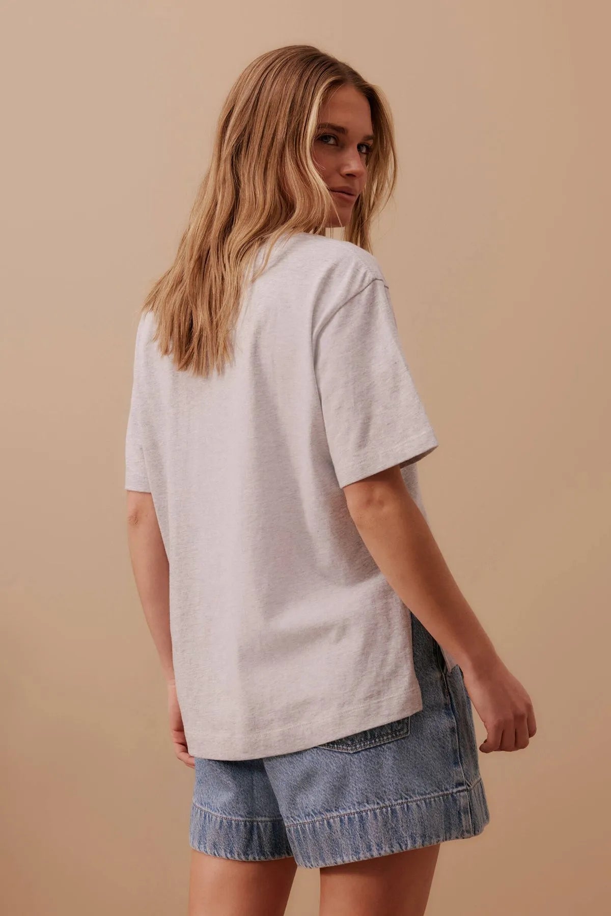 CERES LIFE STEVIE SLOUCHY TEE/CLOUD MARLE/CL CREST PRINT