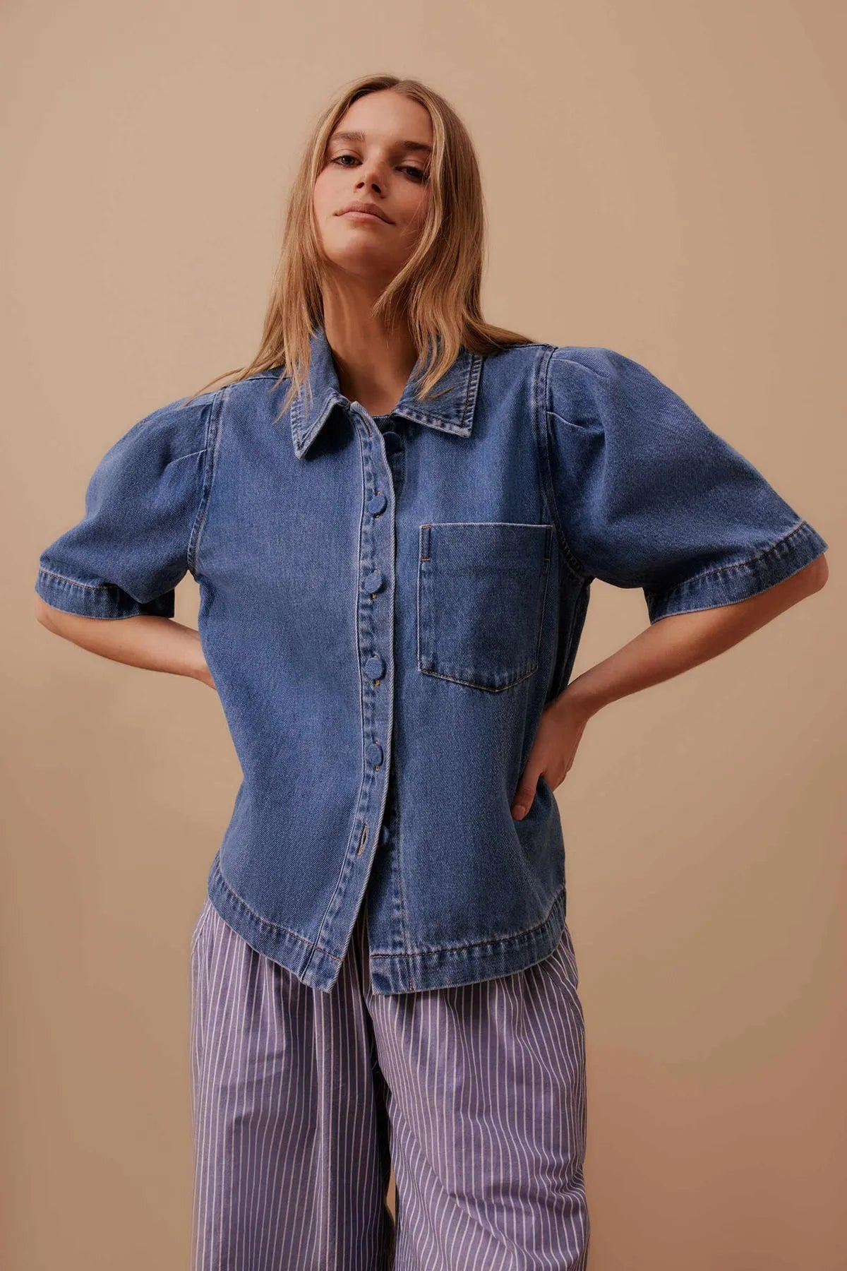 Ceres Life Dylan Pleat Short Sleeve Shirt in Fresh Indigo