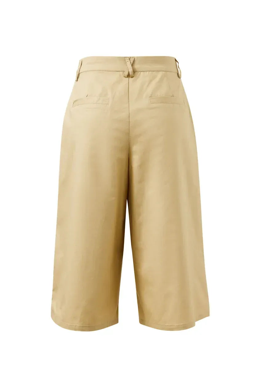 Harlow Bermuda Shorts in Burnt Butter