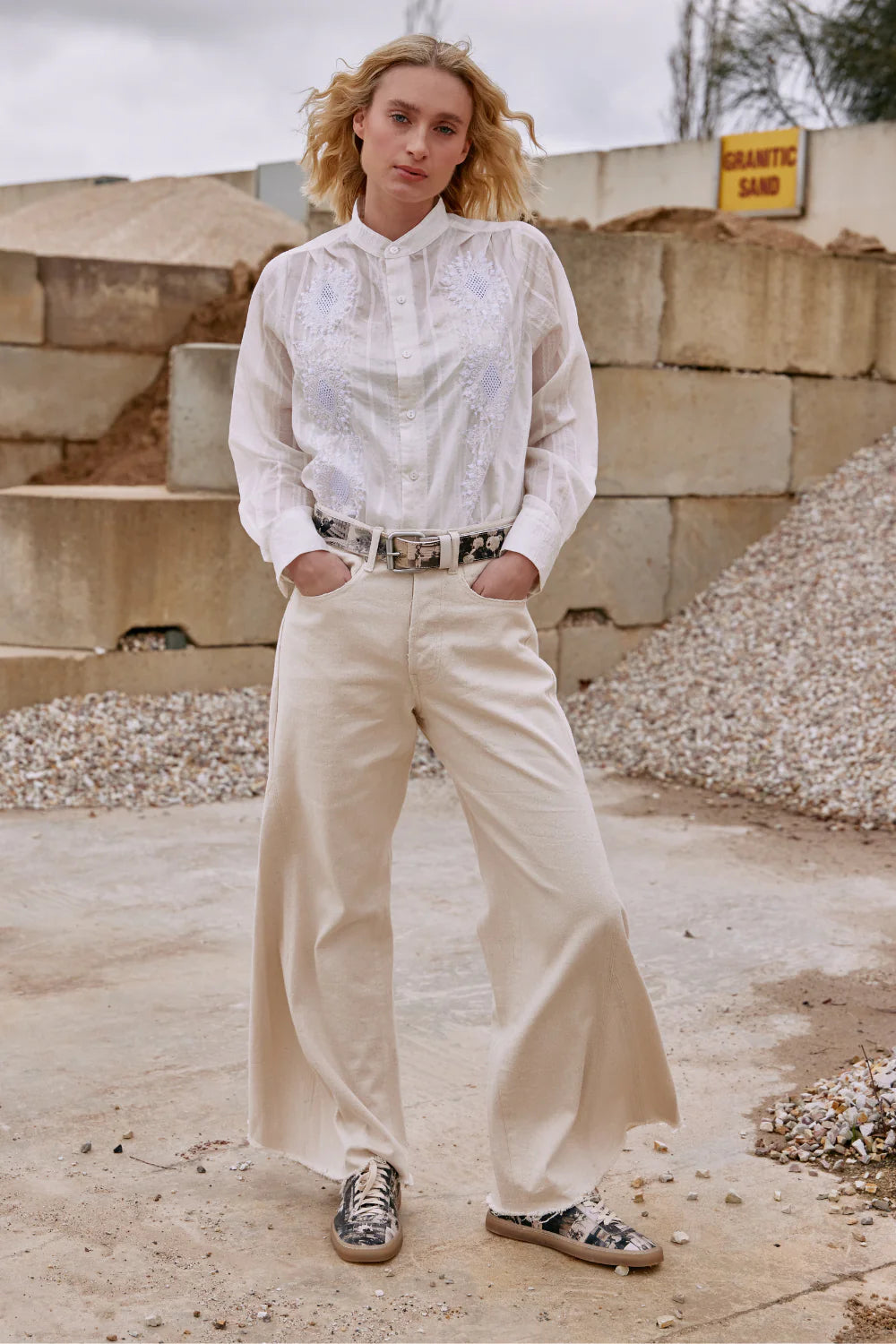 MA Dainty Fedora Jeans