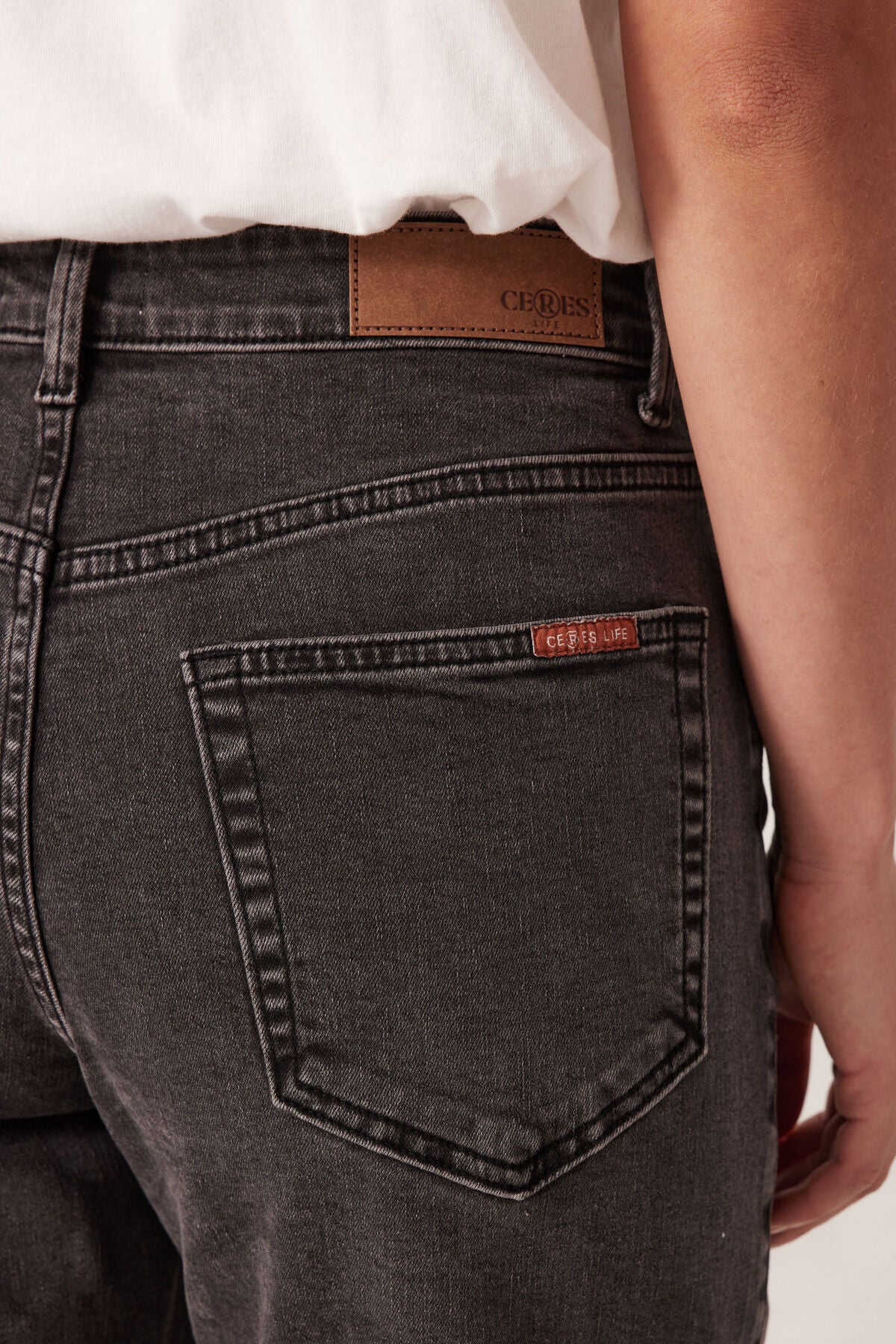 Ceres Life Blake Straight Leg Jeans in washed black