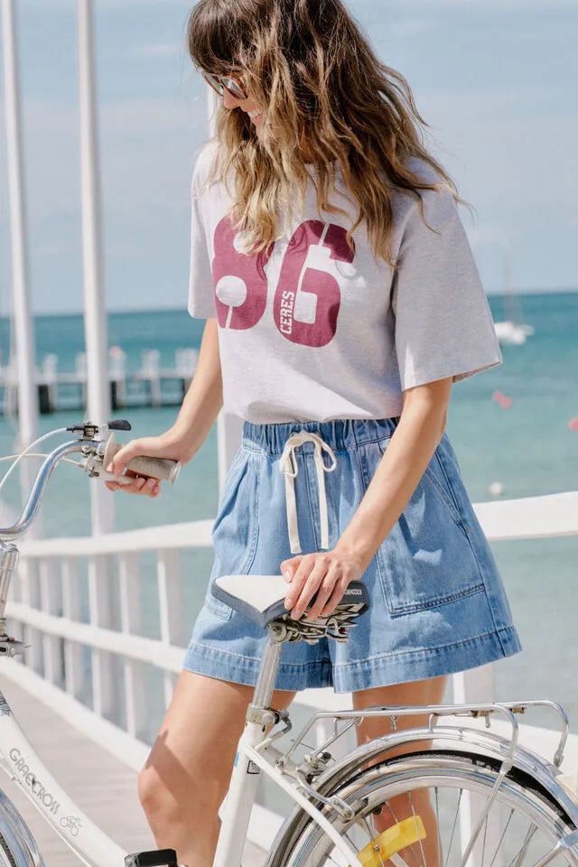 Ceres Life Relaxed Everyday Short in Mid Blue Wash