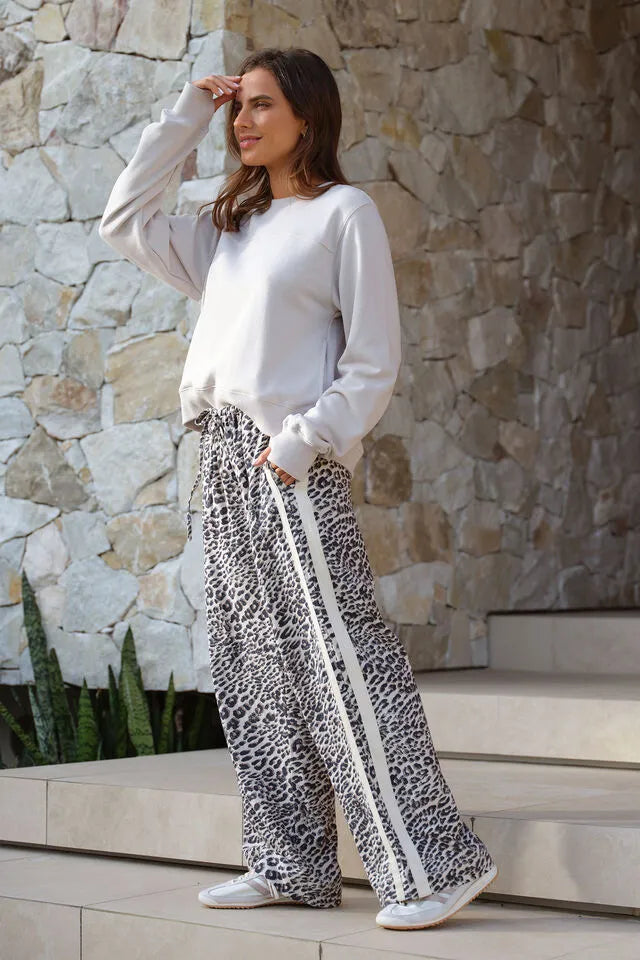 Ceres Life Relaxed Drawstring Pant in Leopard Linen Blend