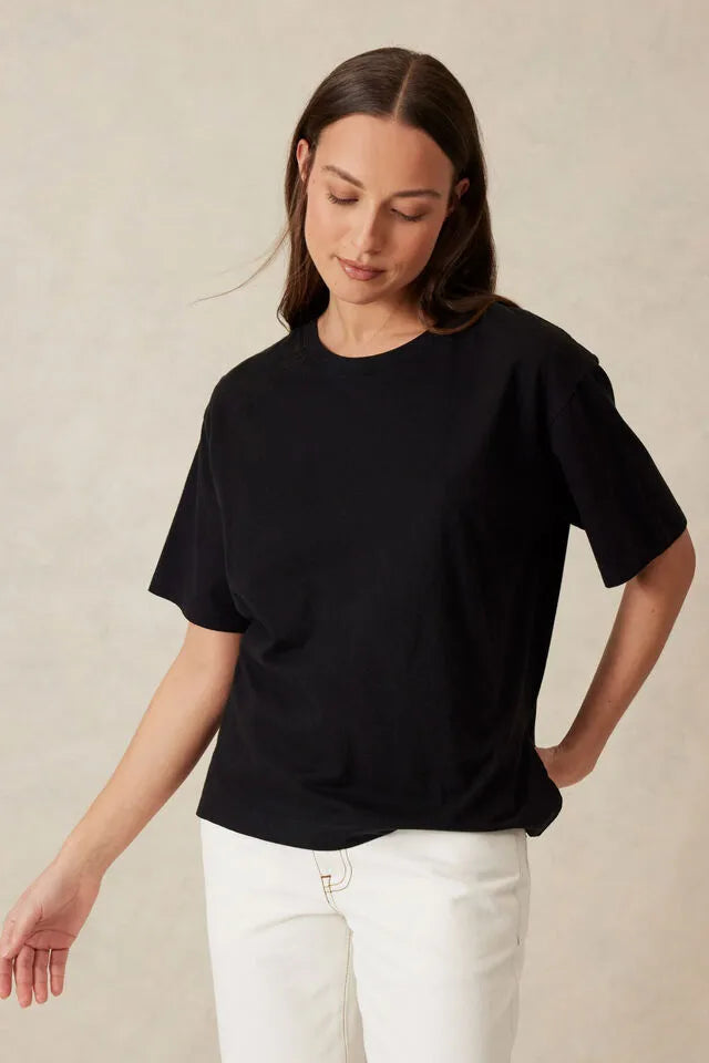 Ceres Life Stevie Slouchy Tee in Black