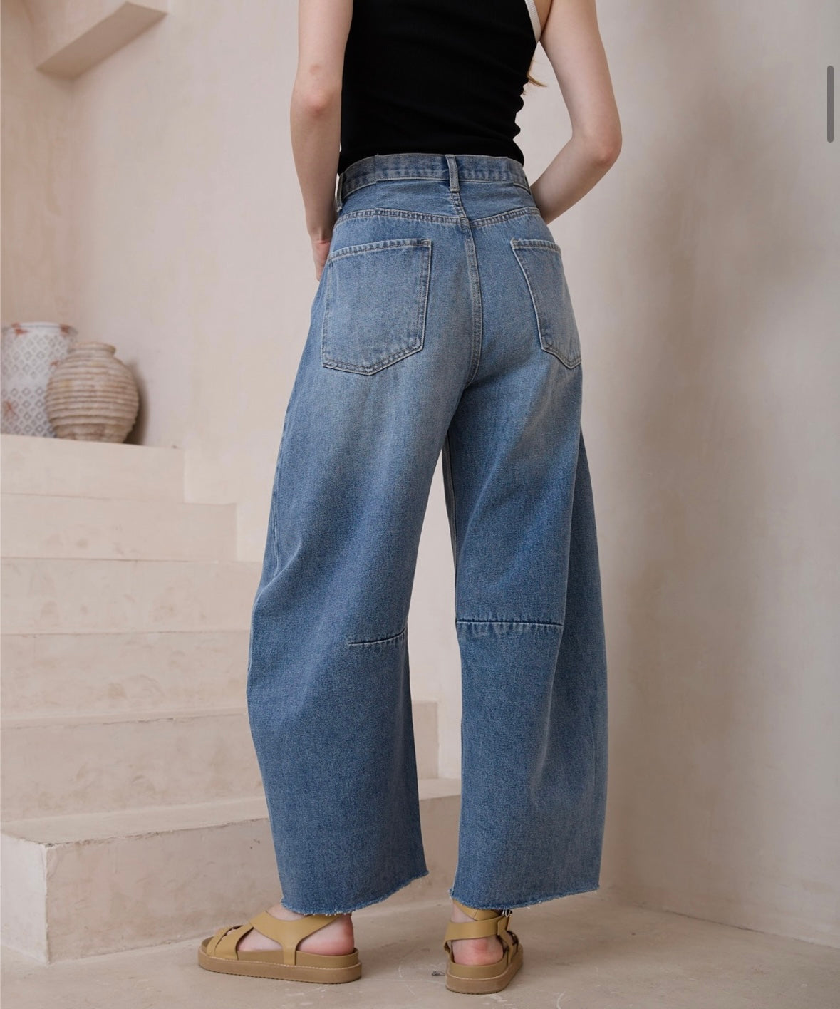 Barrel Leg Jeans