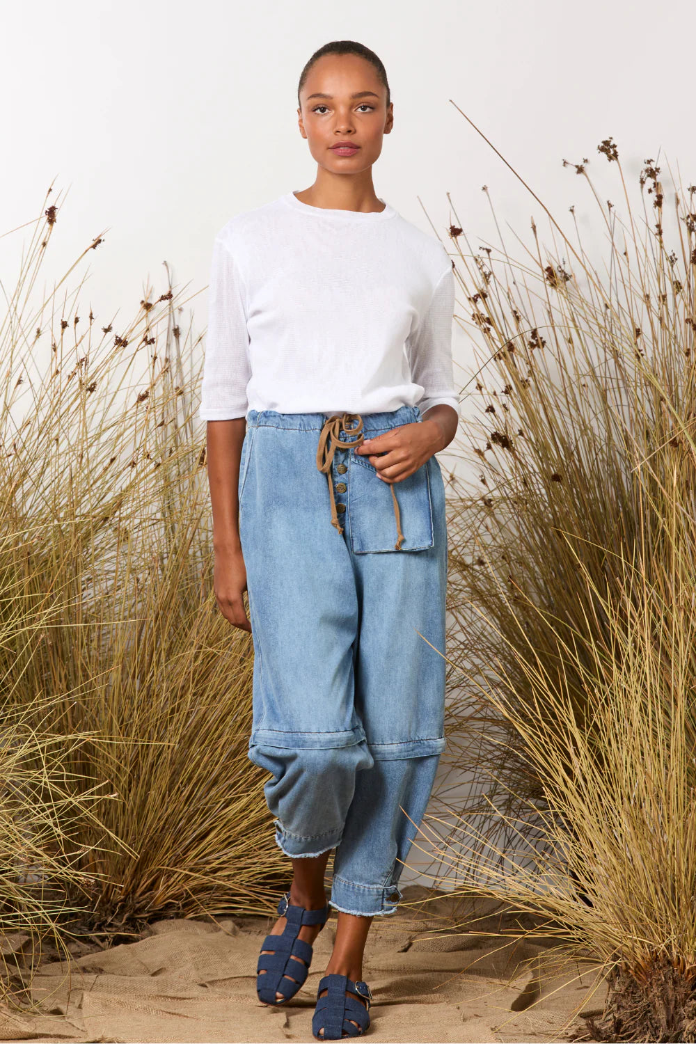 MA Dainty Truckers in Light Wash