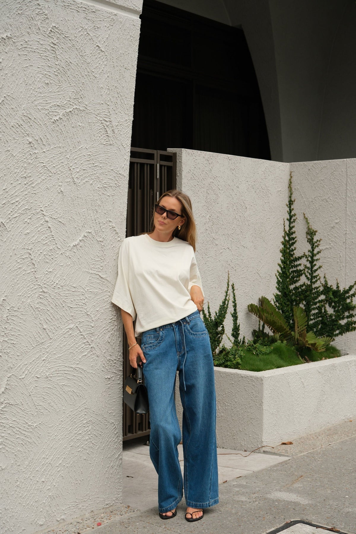 Lucy Relaxed Sleeve Tee in Milk