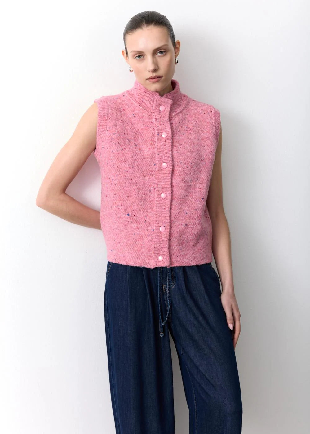 Speckle Knitted Vest by Little Lies