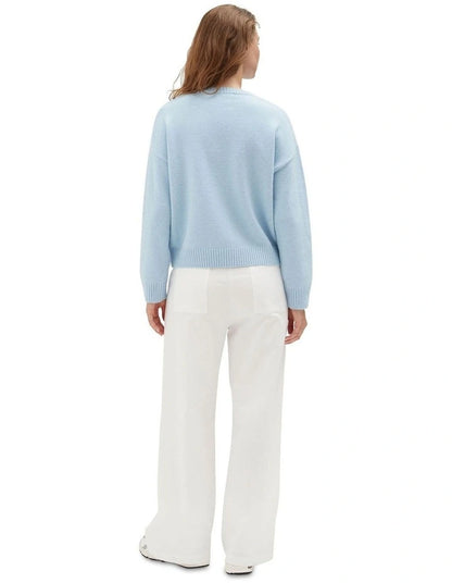 Vacation Club Crew Neck Kn it Top in Blue