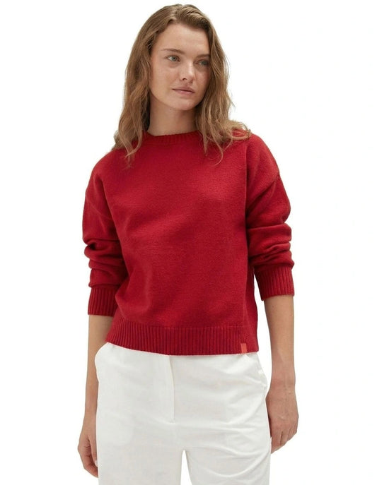 Vacation Club Crew Neck Knit in Red