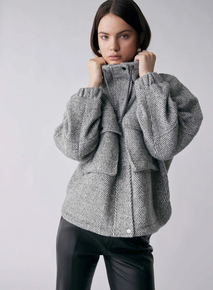 Esmaee Weekender Jacket