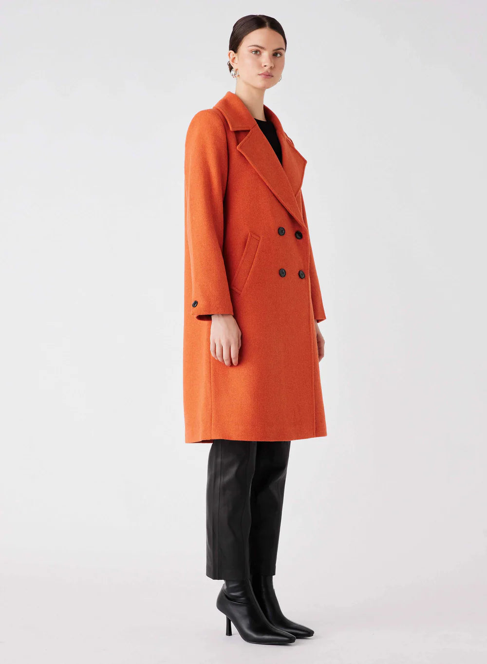 Esmaee Boulervard Coat