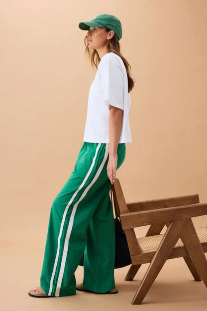 Ceres Life Resort Pant in Kelly Green