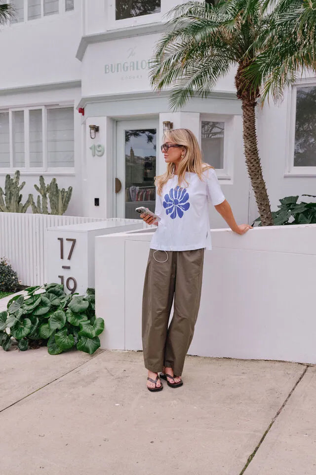 Stevie Tee in White Ceres Flora