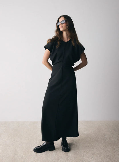Esmaee Equivalent Maxi Dress