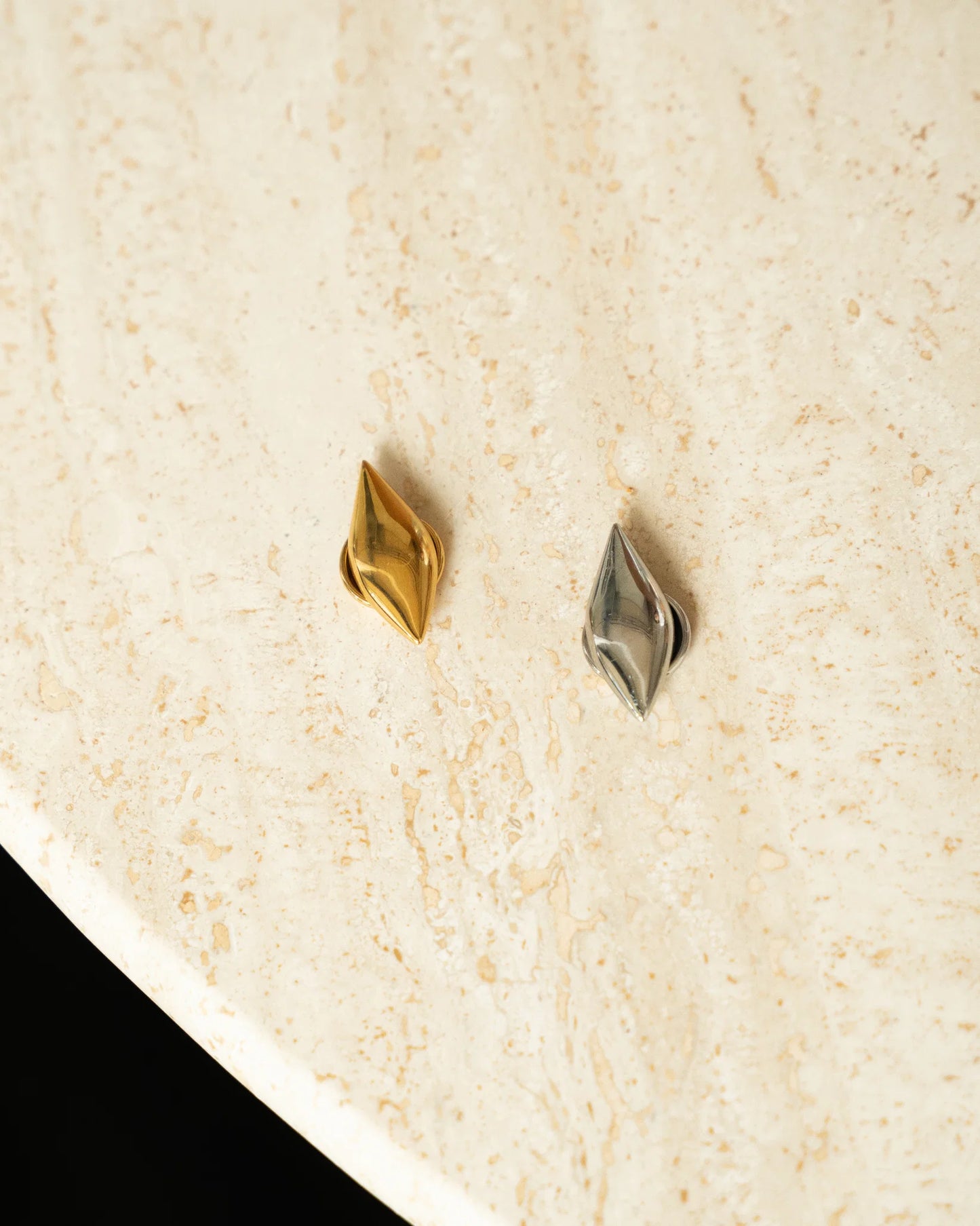 Berri Magnetic Brooch by Pin People