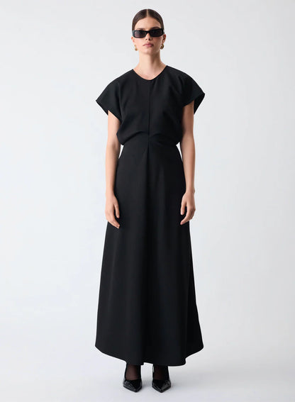 Esmaee Equivalent Maxi Dress