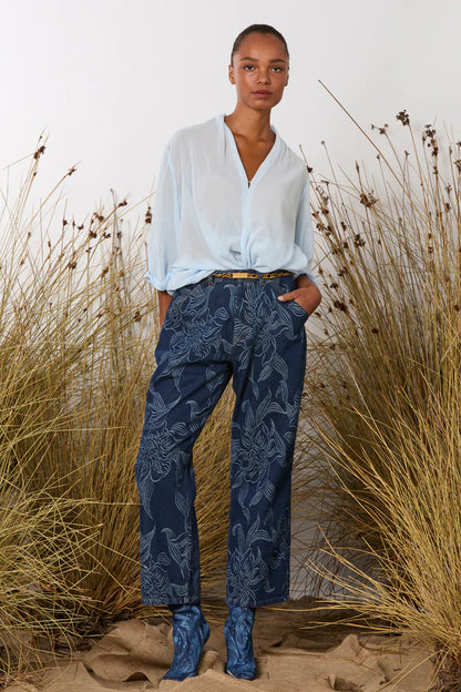 MA Dainty Disconnect Jeans in Orchids