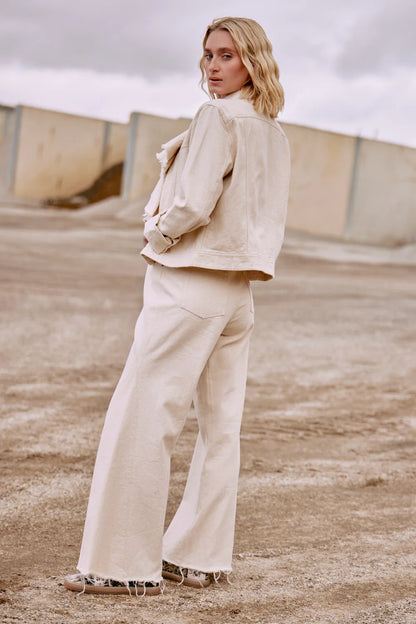 MA Dainty Fedora Jeans in Cream