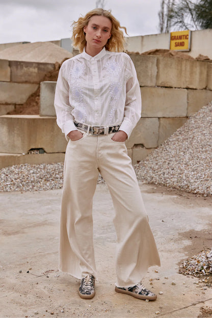MA Dainty Fedora Jeans in Cream