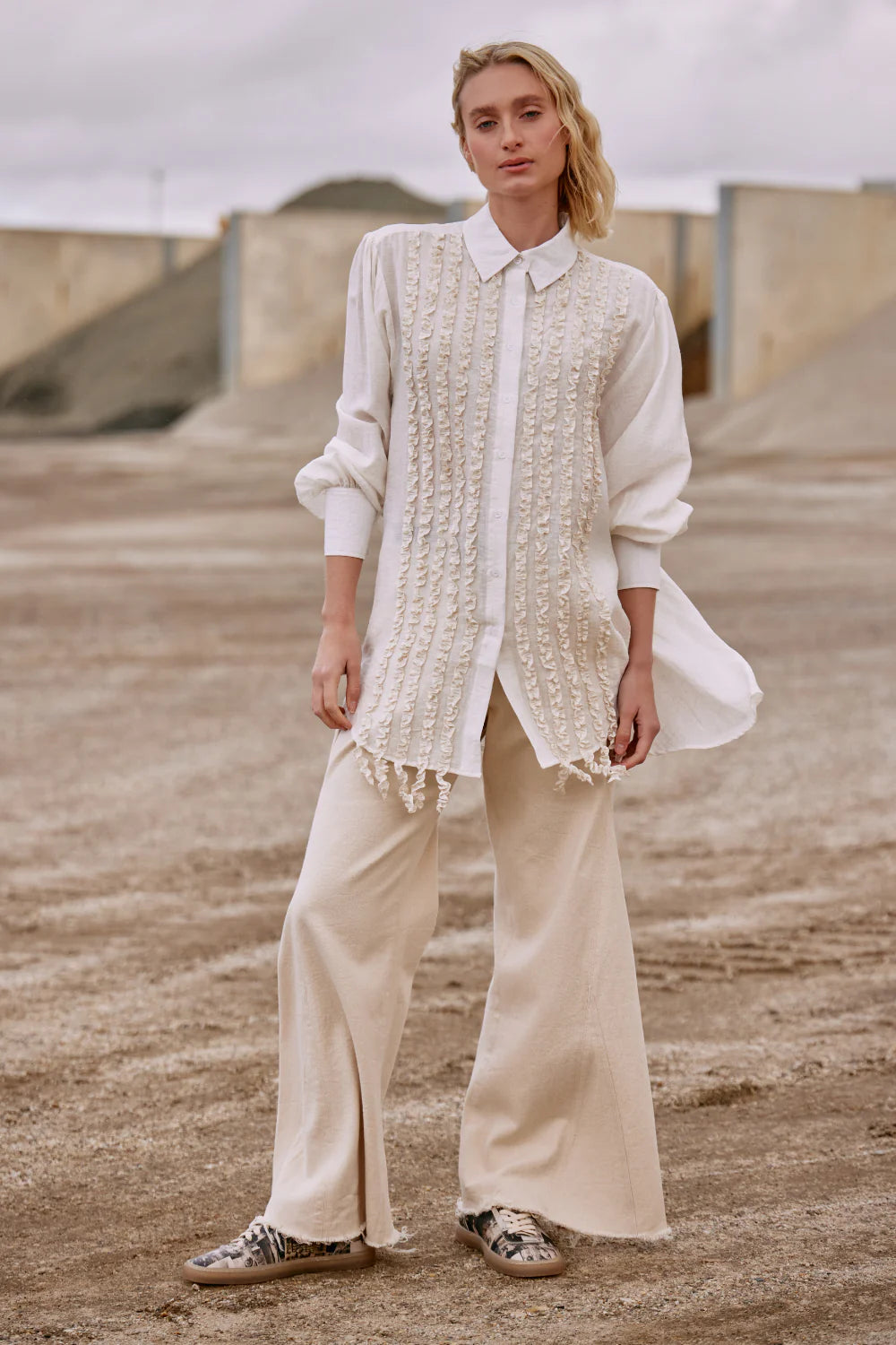 MA Dainty Fedora Jeans in Cream