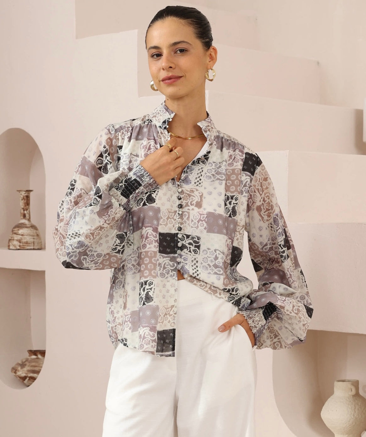 Raylene Blouse - in neutral