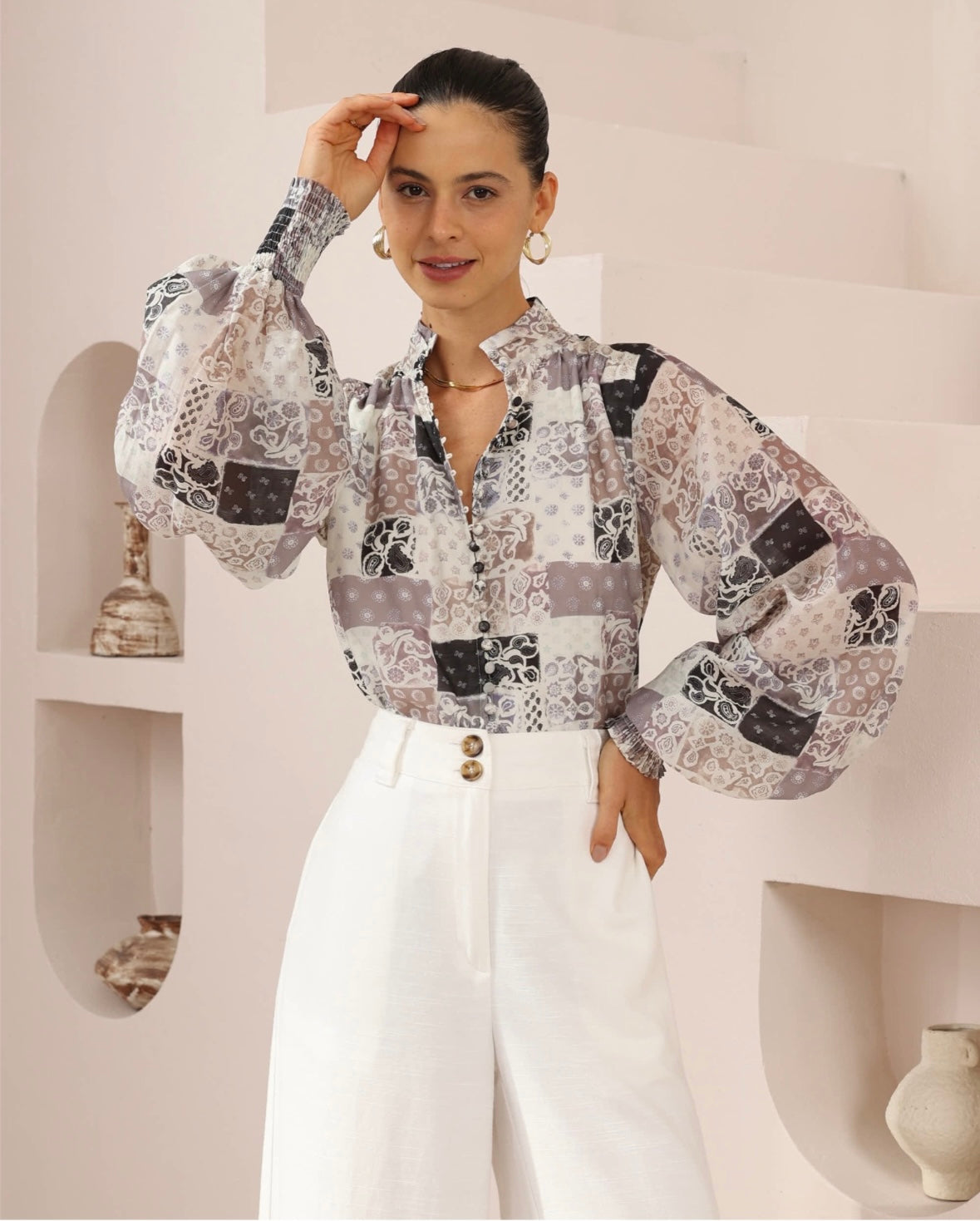 Raylene Blouse - in neutral