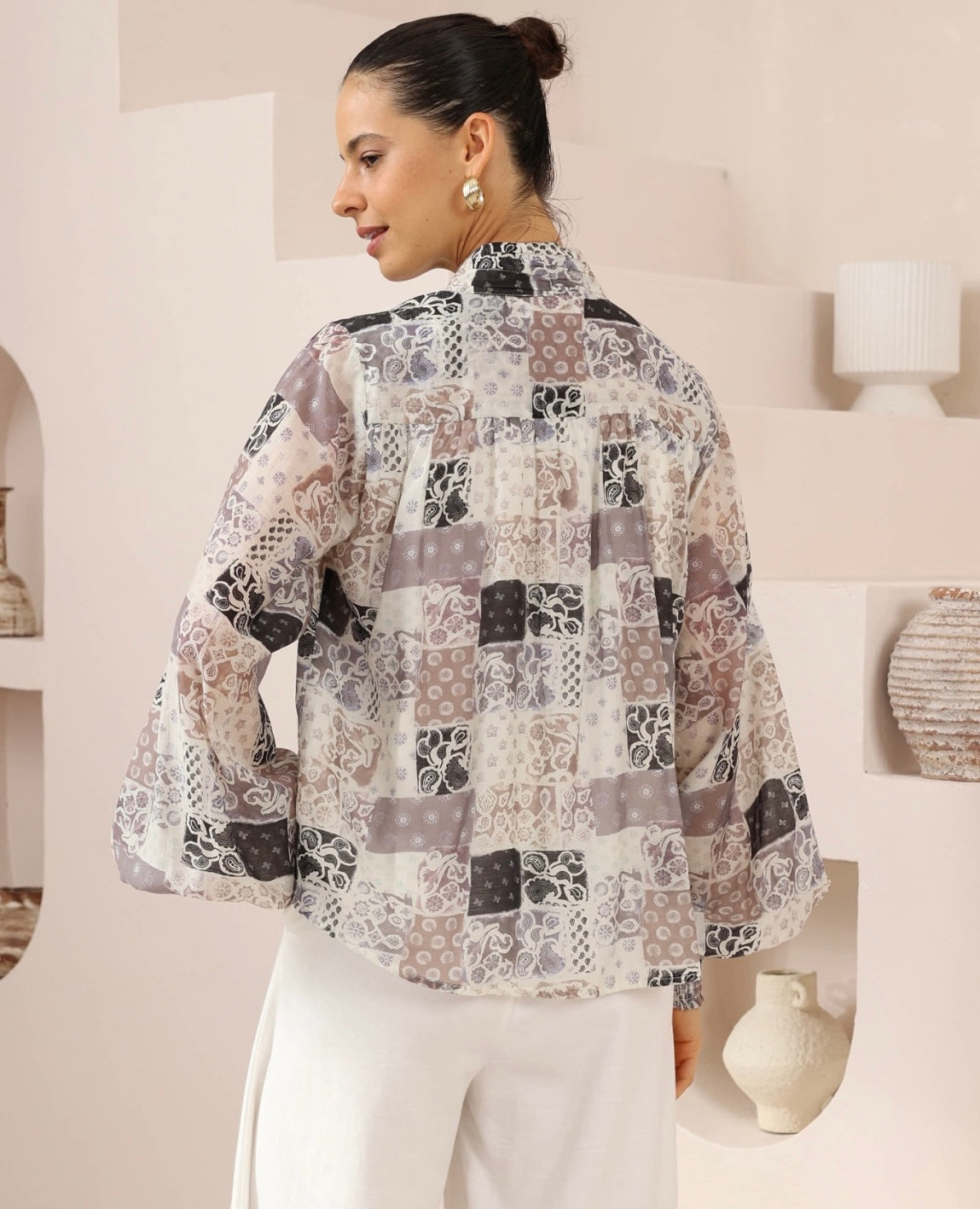 Raylene Blouse - in neutral