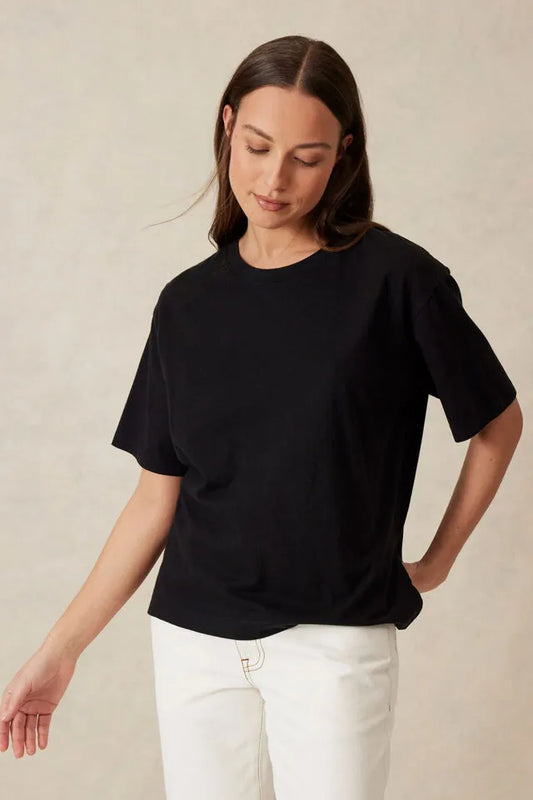 Ceres Life Stevie Slouchy Tee in Black