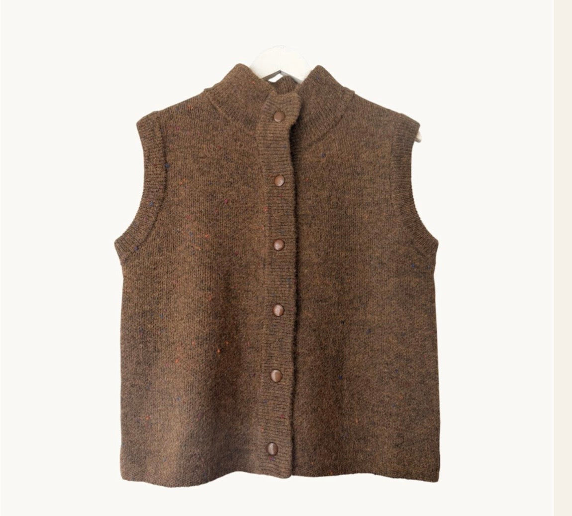 Speckle Knitted Vest in Cinnamon by Little Lies