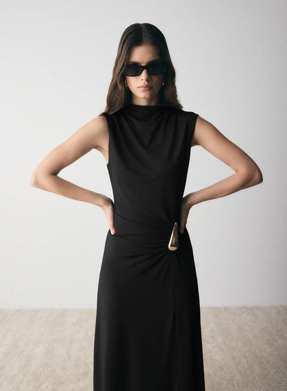 Esmaee Layout Dress in Black