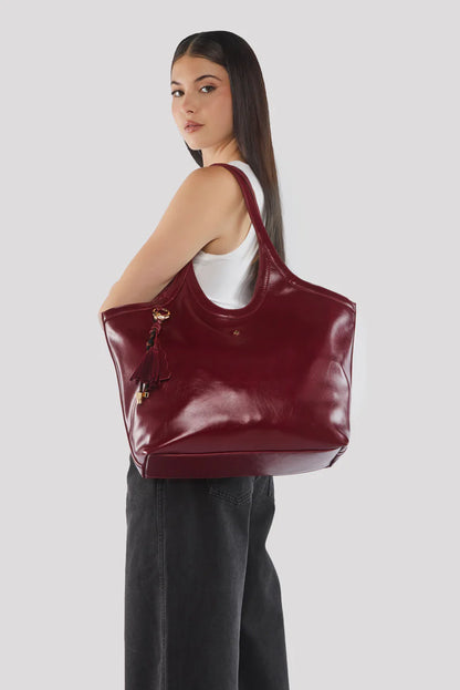 Lola Tote in Cherry