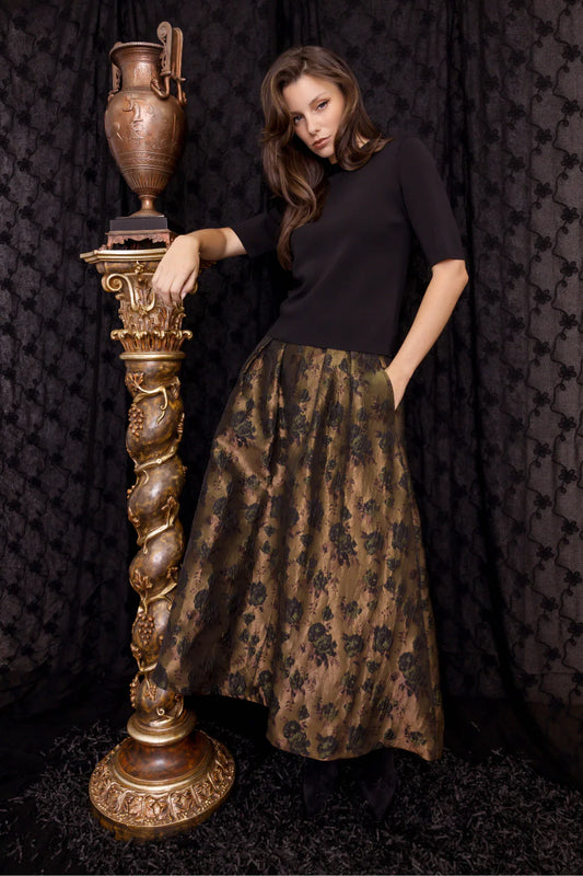 MA Dainty Parted Skirt in Rich Brocade